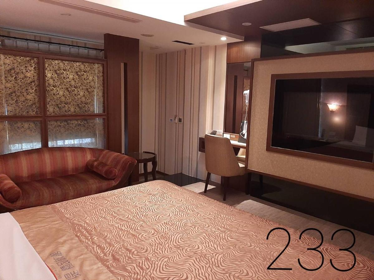 Chateau Motel & Spa Daliao Екстер'єр фото